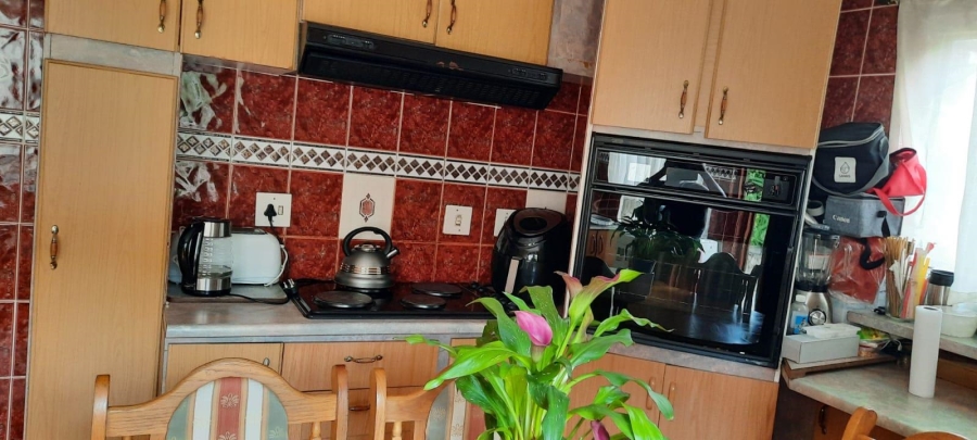 4 Bedroom Property for Sale in Bonela KwaZulu-Natal