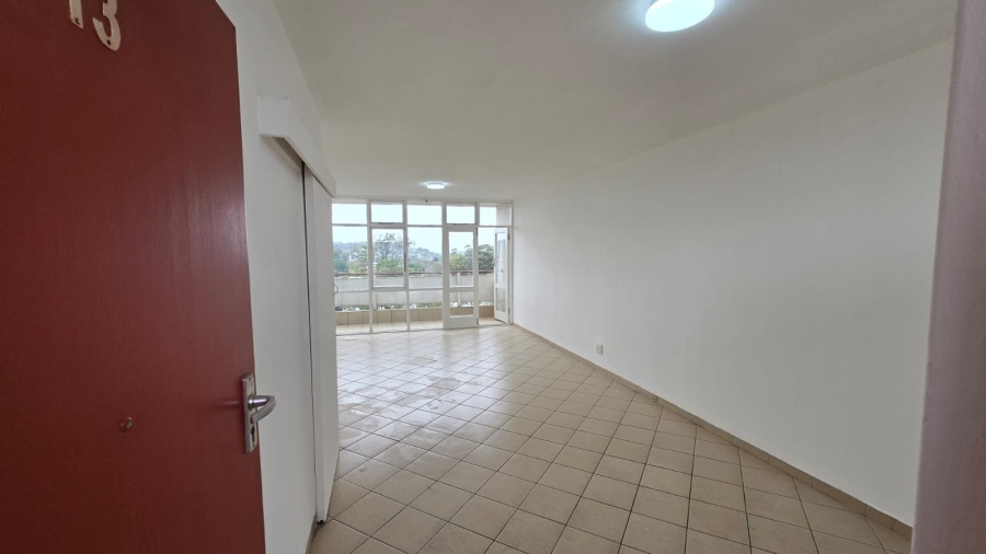 1 Bedroom Property for Sale in Pinetown KwaZulu-Natal