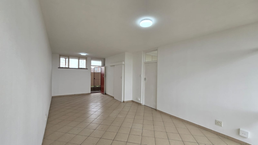 1 Bedroom Property for Sale in Pinetown KwaZulu-Natal