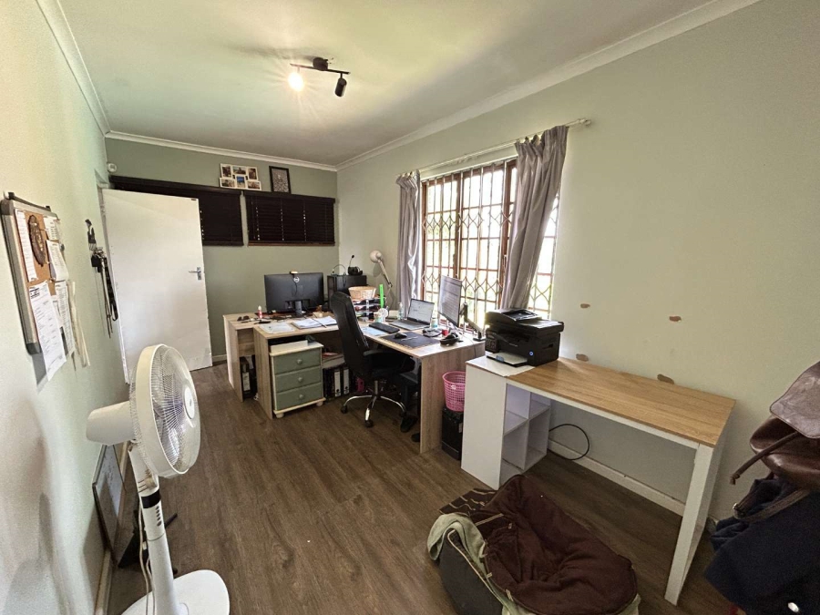 2 Bedroom Property for Sale in Hillcrest KwaZulu-Natal