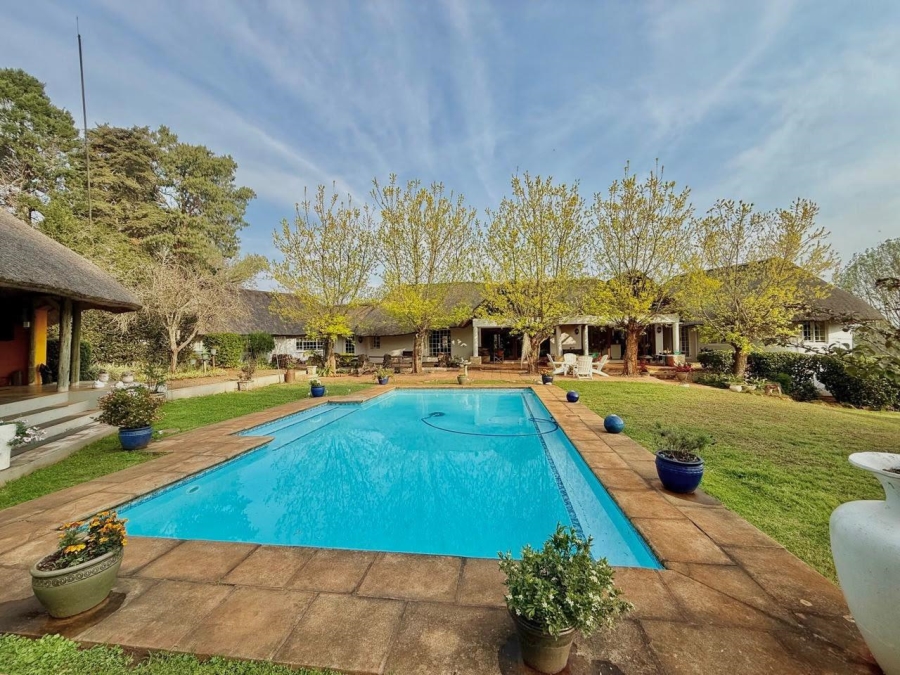 6 Bedroom Property for Sale in Lions River KwaZulu-Natal