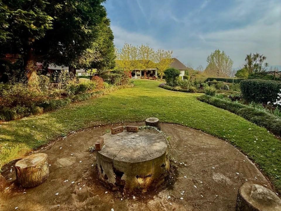 6 Bedroom Property for Sale in Lions River KwaZulu-Natal