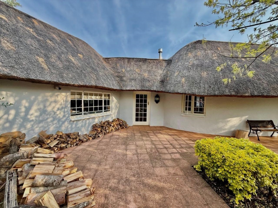 6 Bedroom Property for Sale in Lions River KwaZulu-Natal