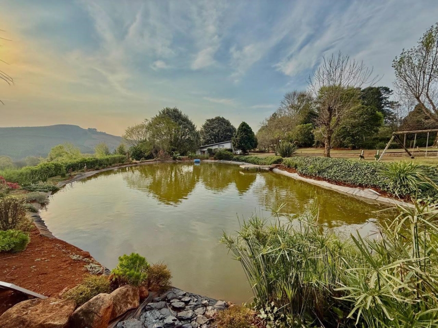 6 Bedroom Property for Sale in Lions River KwaZulu-Natal