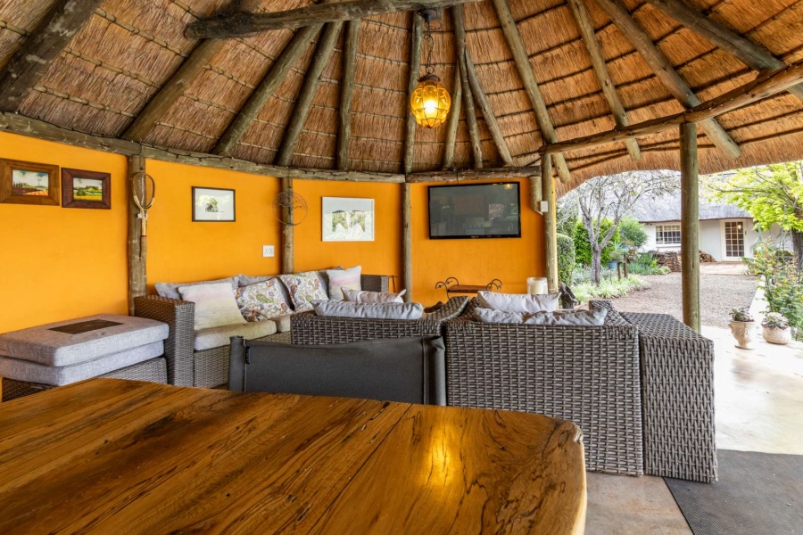 6 Bedroom Property for Sale in Lions River KwaZulu-Natal