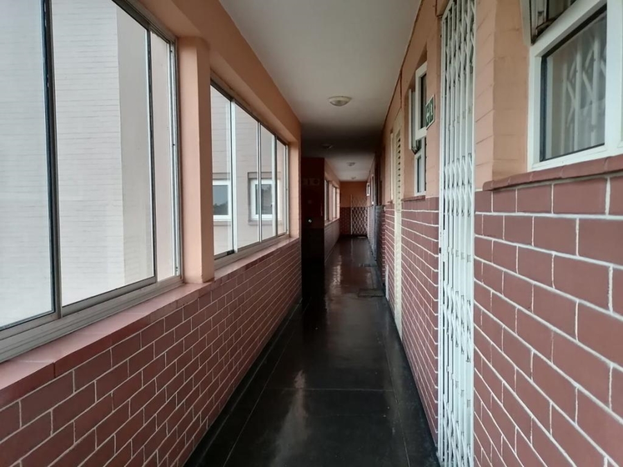 2 Bedroom Property for Sale in Bluff KwaZulu-Natal