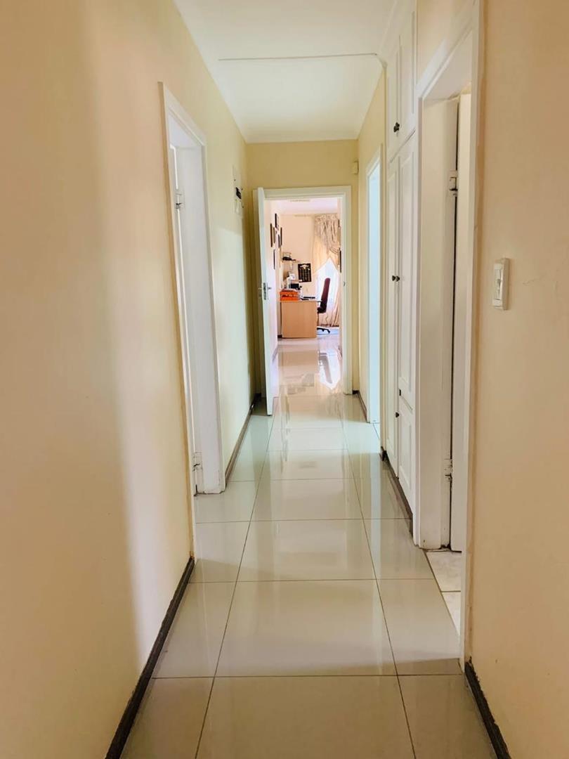 3 Bedroom Property for Sale in Berea West KwaZulu-Natal