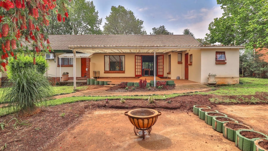 4 Bedroom Property for Sale in Greendale KwaZulu-Natal