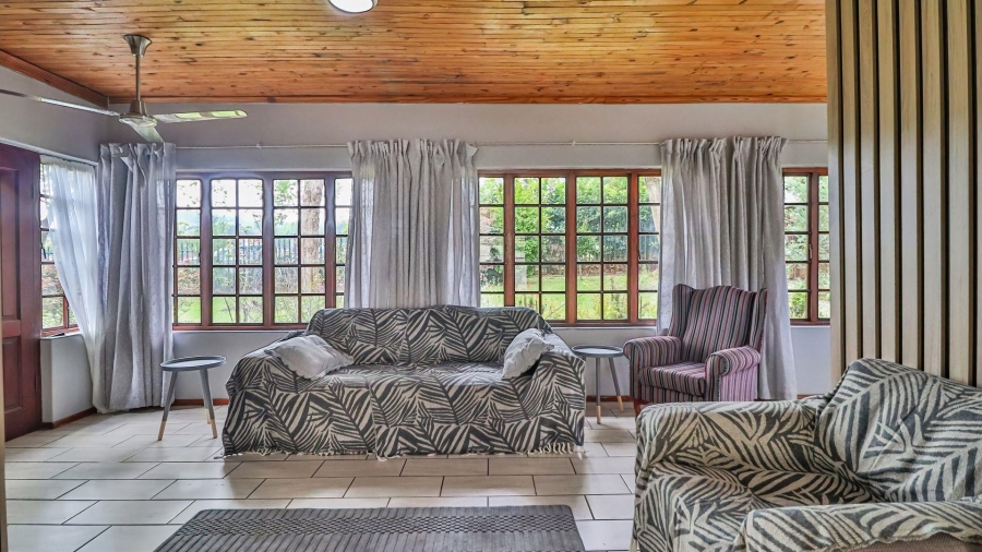 4 Bedroom Property for Sale in Greendale KwaZulu-Natal