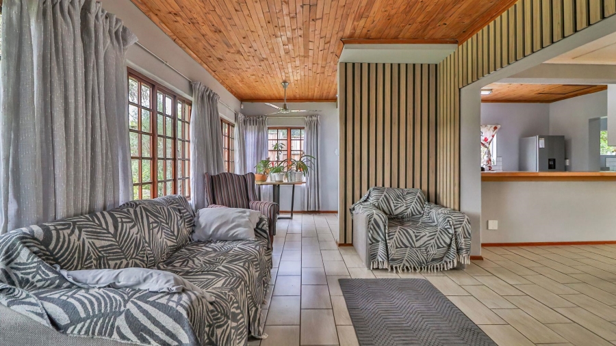 4 Bedroom Property for Sale in Greendale KwaZulu-Natal