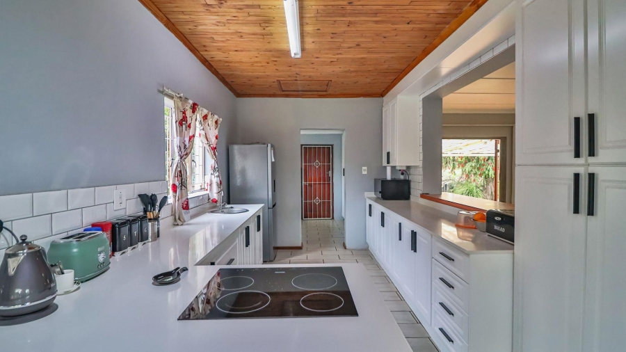 4 Bedroom Property for Sale in Greendale KwaZulu-Natal