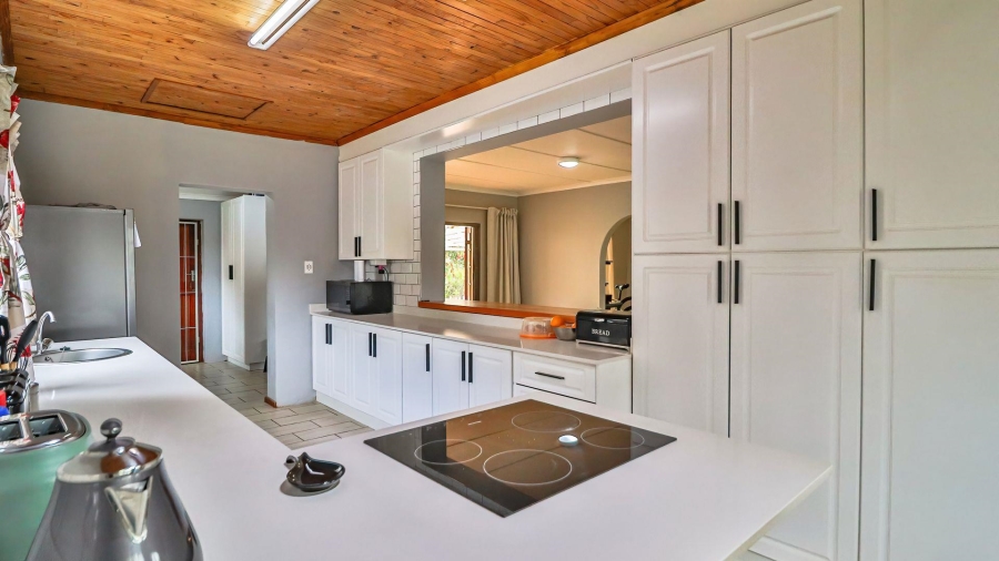 4 Bedroom Property for Sale in Greendale KwaZulu-Natal