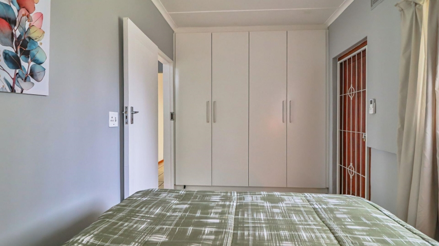 4 Bedroom Property for Sale in Greendale KwaZulu-Natal