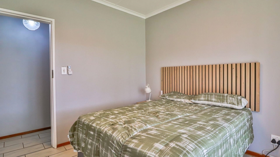 4 Bedroom Property for Sale in Greendale KwaZulu-Natal