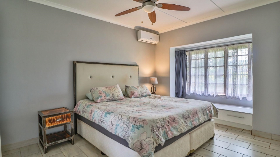 4 Bedroom Property for Sale in Greendale KwaZulu-Natal