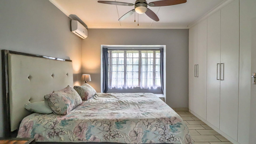 4 Bedroom Property for Sale in Greendale KwaZulu-Natal