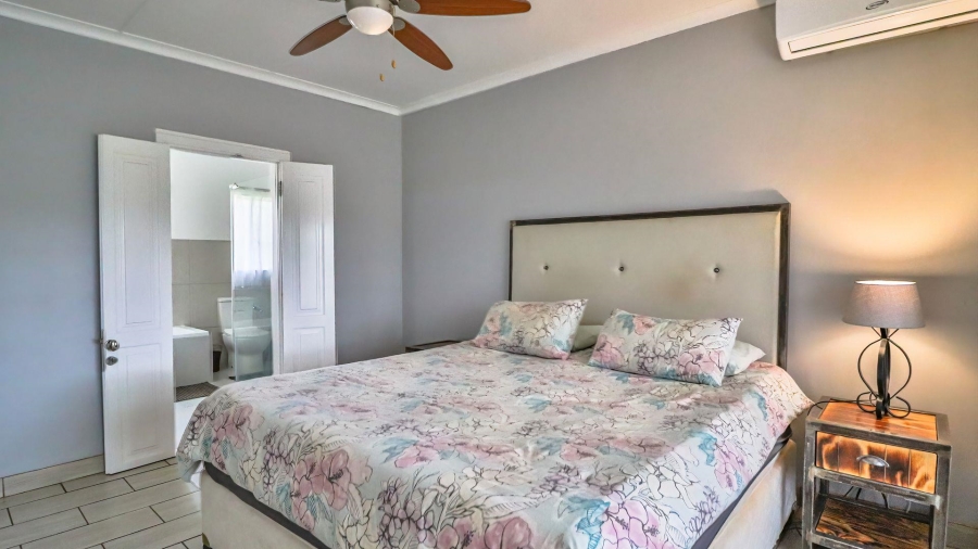 4 Bedroom Property for Sale in Greendale KwaZulu-Natal