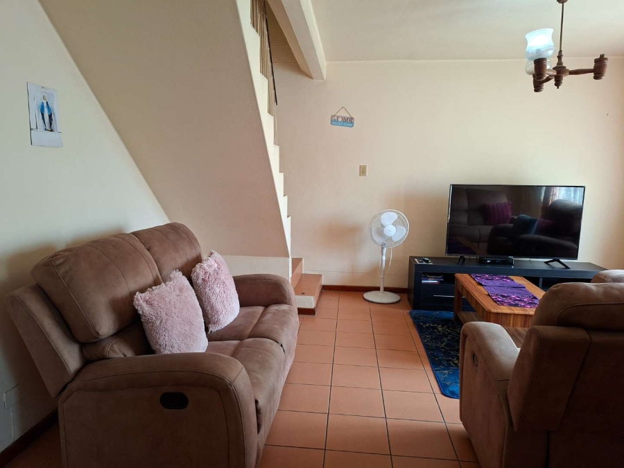 To Let 2 Bedroom Property for Rent in Pinetown KwaZulu-Natal