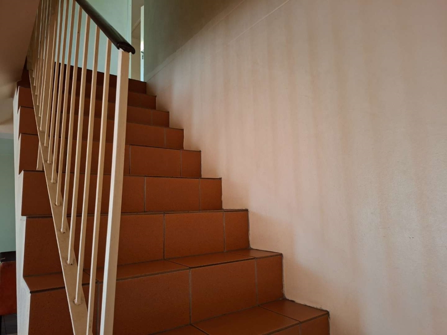 To Let 2 Bedroom Property for Rent in Pinetown KwaZulu-Natal