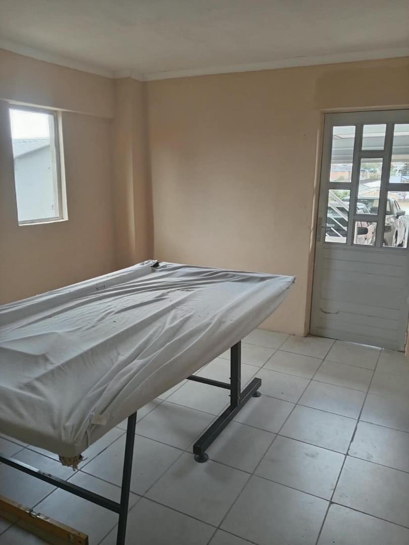 7 Bedroom Property for Sale in Phoenix KwaZulu-Natal