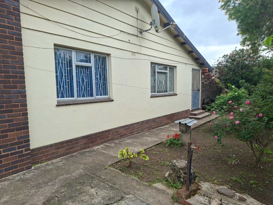 6 Bedroom Property for Sale in Clare Hills KwaZulu-Natal