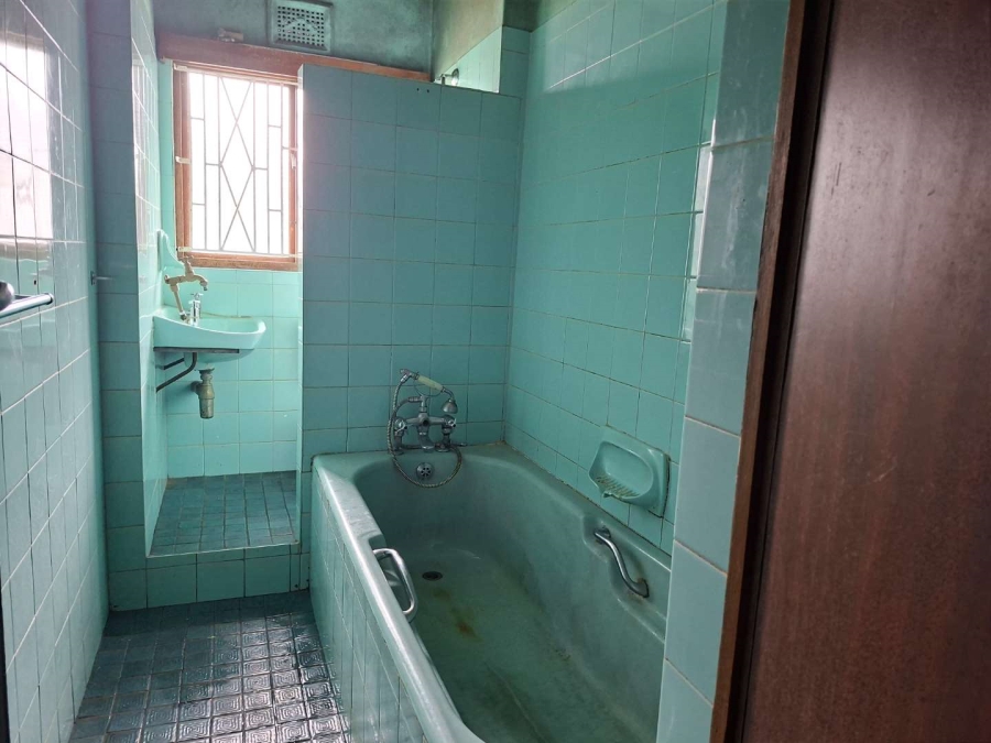 6 Bedroom Property for Sale in Clare Hills KwaZulu-Natal