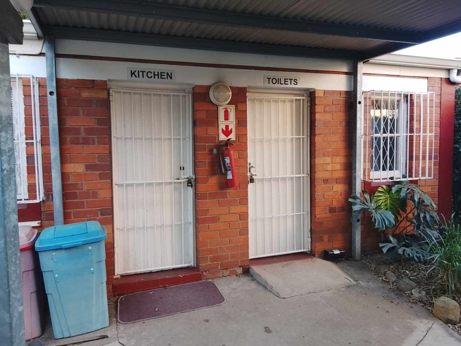 Commercial Property for Sale in Scottsville KwaZulu-Natal