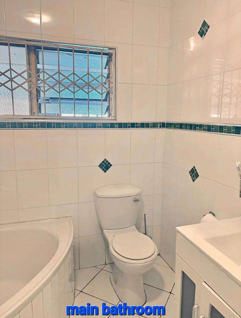 3 Bedroom Property for Sale in Glen Hills KwaZulu-Natal