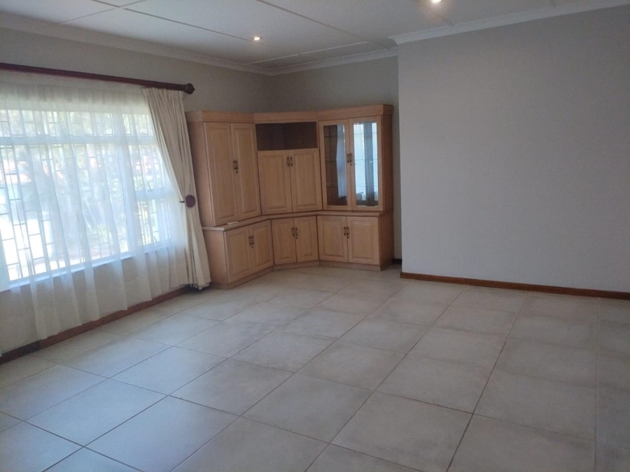 To Let 2 Bedroom Property for Rent in Durban North KwaZulu-Natal