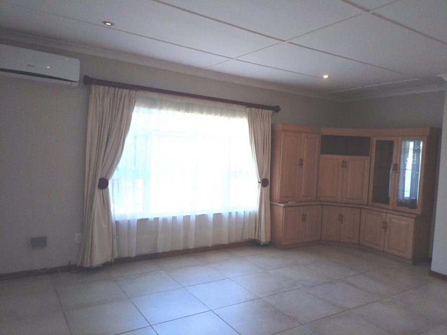 To Let 2 Bedroom Property for Rent in Durban North KwaZulu-Natal