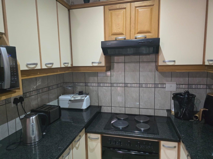 To Let 1 Bedroom Property for Rent in Forest Hills KwaZulu-Natal