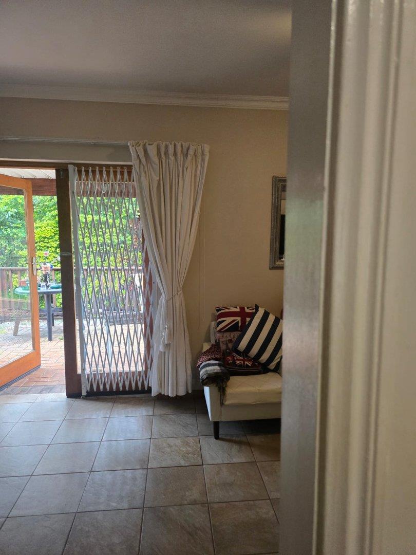 To Let 1 Bedroom Property for Rent in Forest Hills KwaZulu-Natal