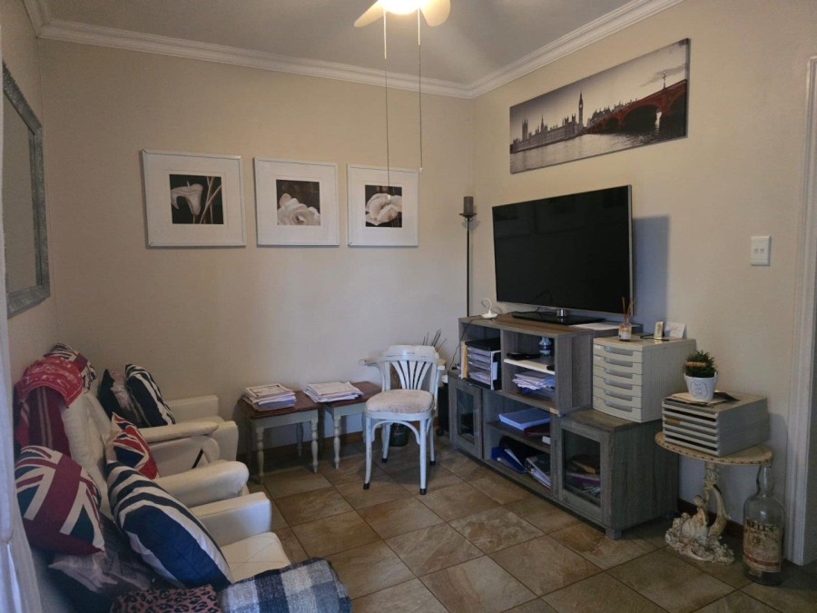 To Let 1 Bedroom Property for Rent in Forest Hills KwaZulu-Natal