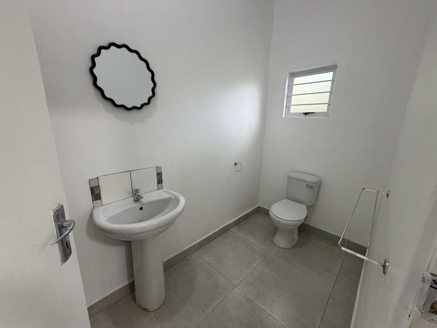 To Let 2 Bedroom Property for Rent in Park Hill KwaZulu-Natal
