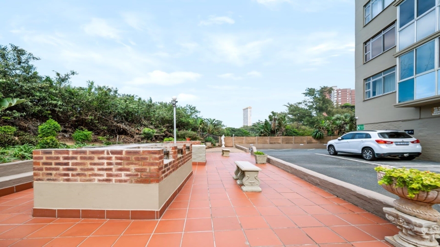 2 Bedroom Property for Sale in Amanzimtoti KwaZulu-Natal