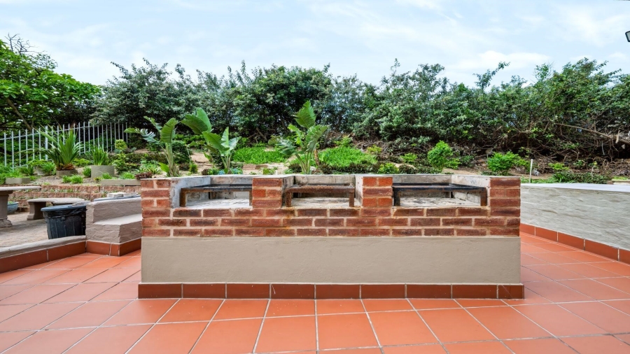 2 Bedroom Property for Sale in Amanzimtoti KwaZulu-Natal