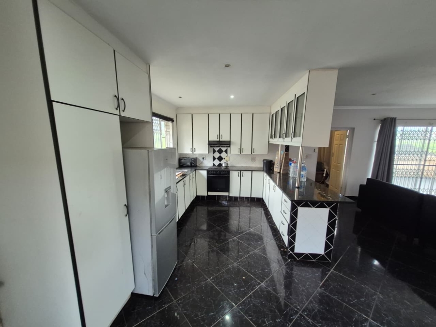 3 Bedroom Property for Sale in Northdene KwaZulu-Natal