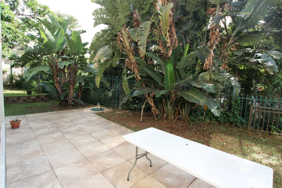 To Let 1 Bedroom Property for Rent in Umhlanga KwaZulu-Natal