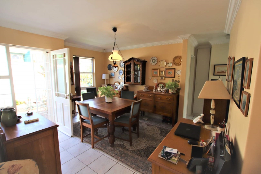 To Let 2 Bedroom Property for Rent in Umhlanga KwaZulu-Natal