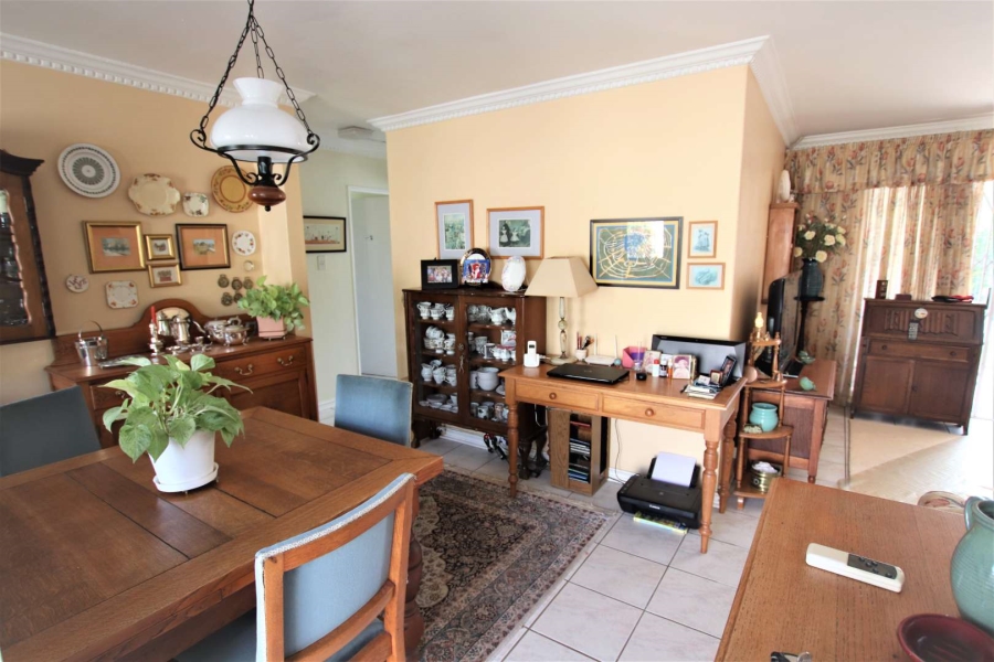 To Let 2 Bedroom Property for Rent in Umhlanga KwaZulu-Natal