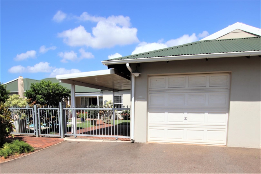 To Let 2 Bedroom Property for Rent in Umhlanga KwaZulu-Natal