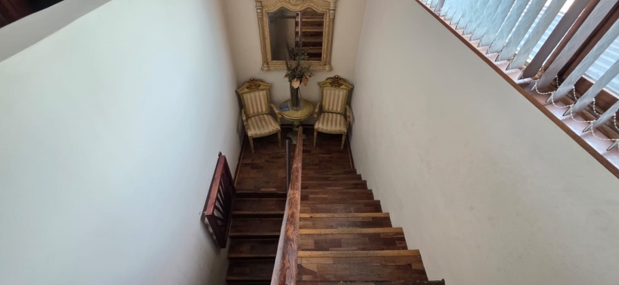 9 Bedroom Property for Sale in Amanzimtoti KwaZulu-Natal