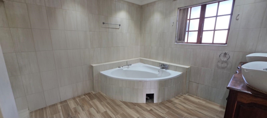 9 Bedroom Property for Sale in Amanzimtoti KwaZulu-Natal