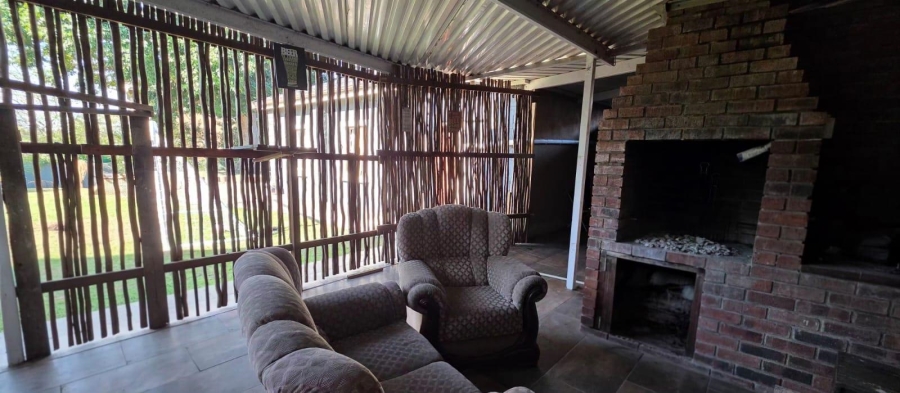 9 Bedroom Property for Sale in Amanzimtoti KwaZulu-Natal
