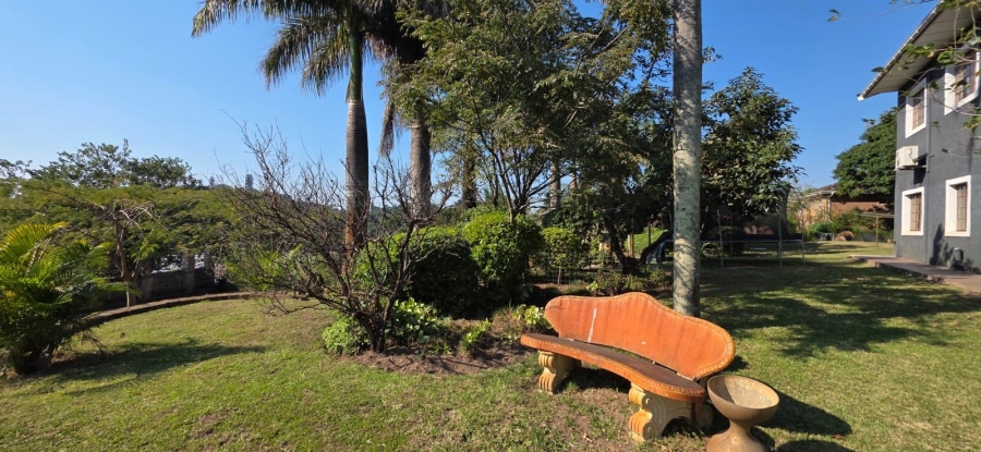9 Bedroom Property for Sale in Amanzimtoti KwaZulu-Natal