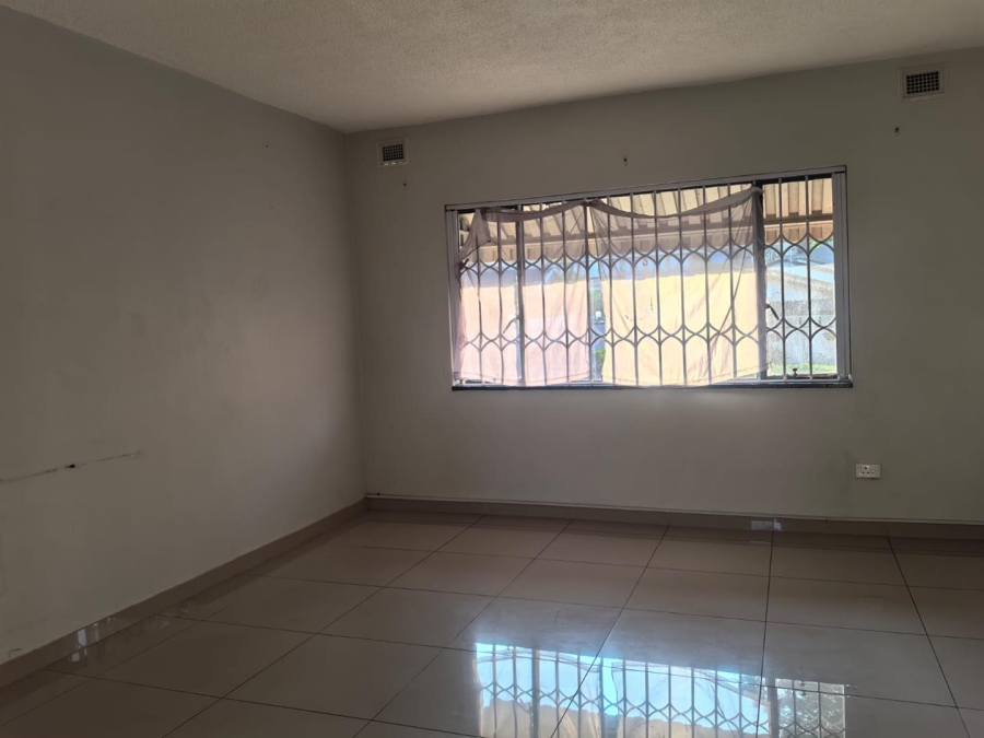 To Let 2 Bedroom Property for Rent in Escombe KwaZulu-Natal