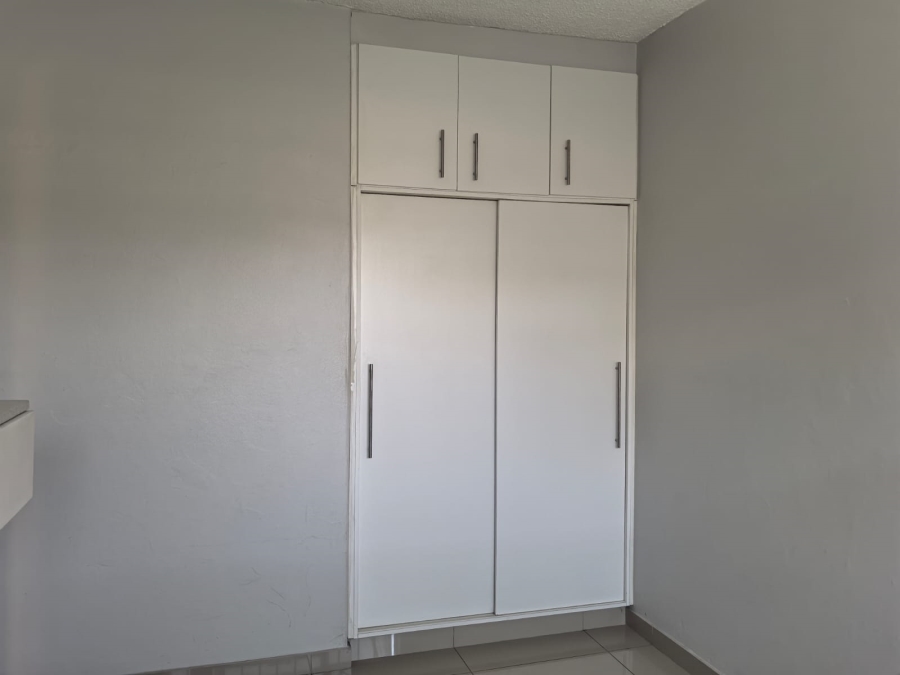 To Let 2 Bedroom Property for Rent in Escombe KwaZulu-Natal