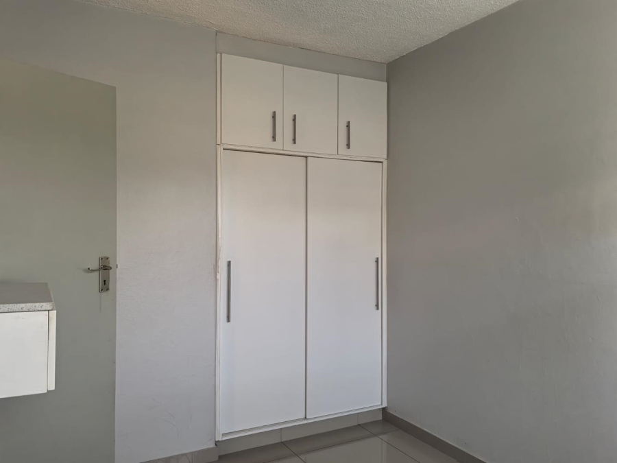 To Let 2 Bedroom Property for Rent in Escombe KwaZulu-Natal