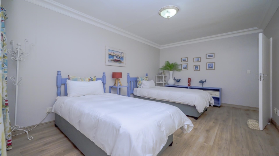 3 Bedroom Property for Sale in Winklespruit KwaZulu-Natal