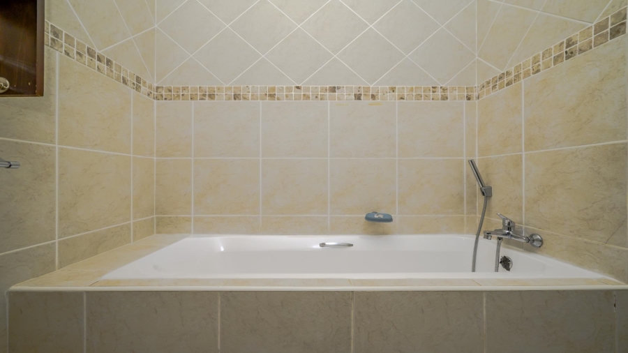 3 Bedroom Property for Sale in Winklespruit KwaZulu-Natal